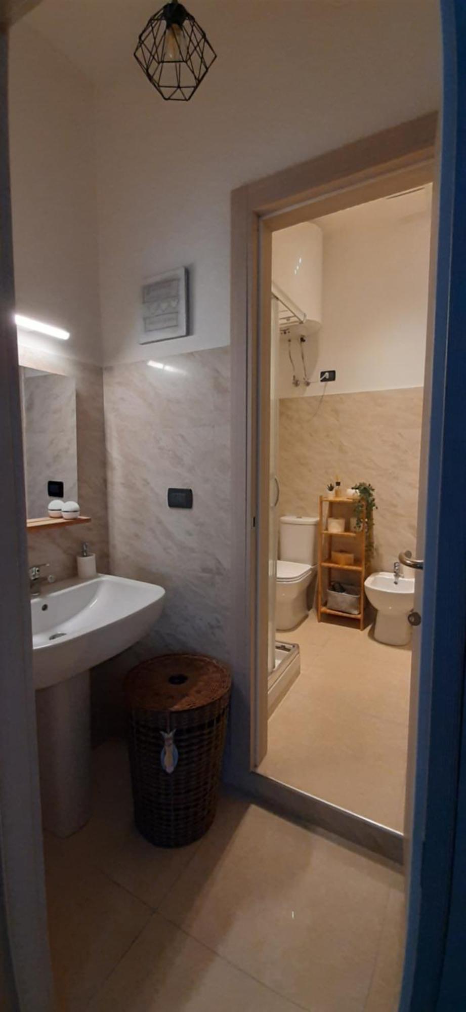 L'Angolo D'Amare Lerici Luaran gambar